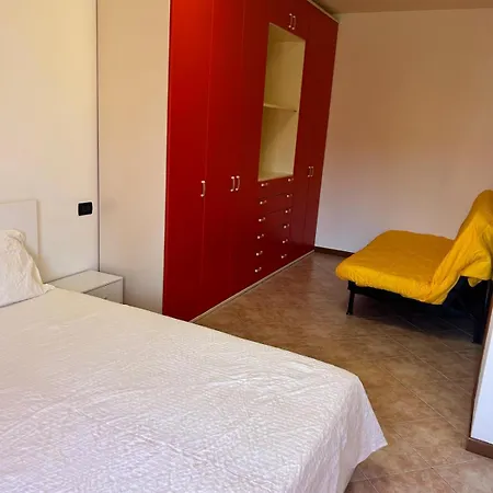 Casa Athena, Ampio Bilocale Vicino Gardaland Daire Castelnuovo del Garda